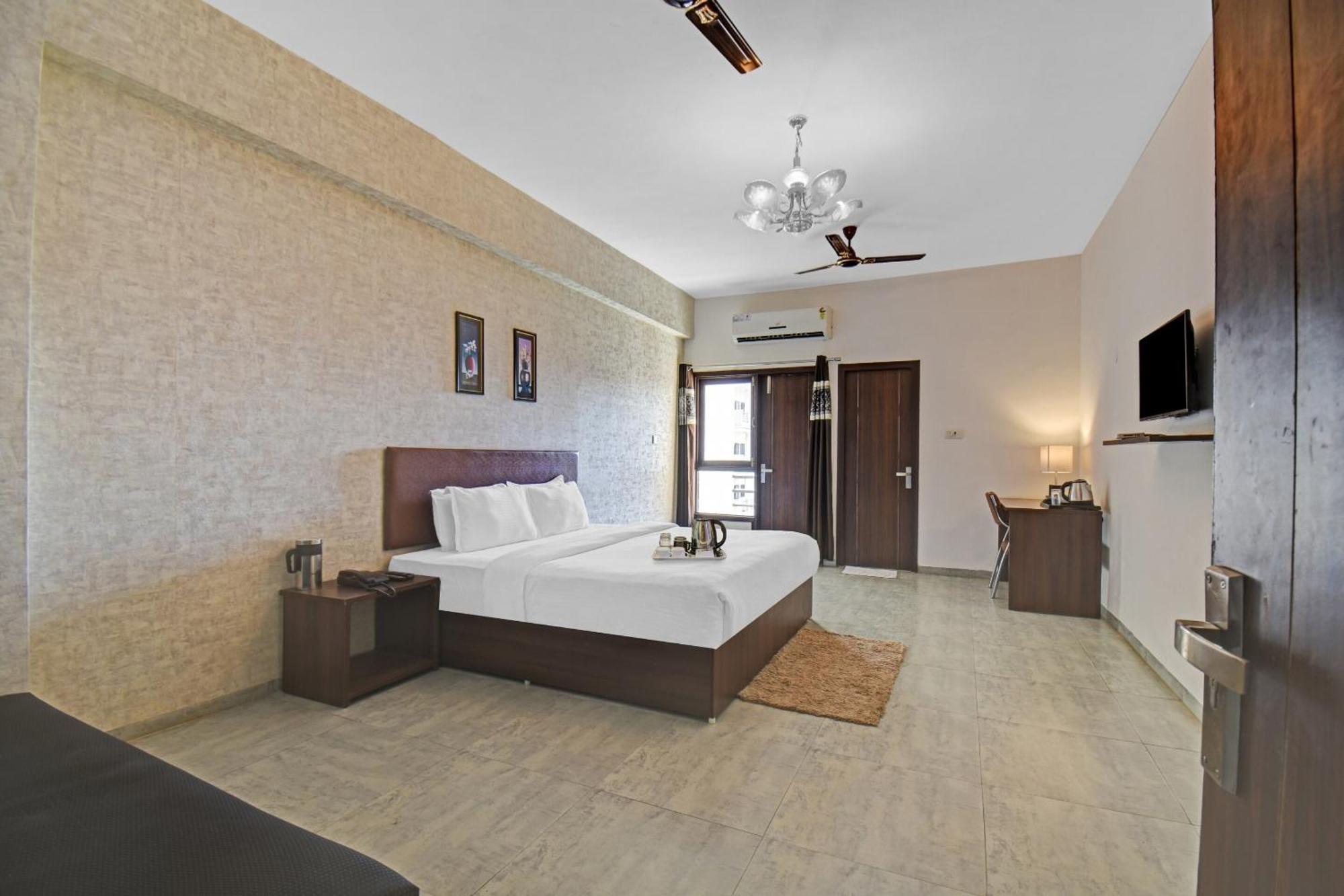 Townhouse Classio Suites Shirdi Εξωτερικό φωτογραφία